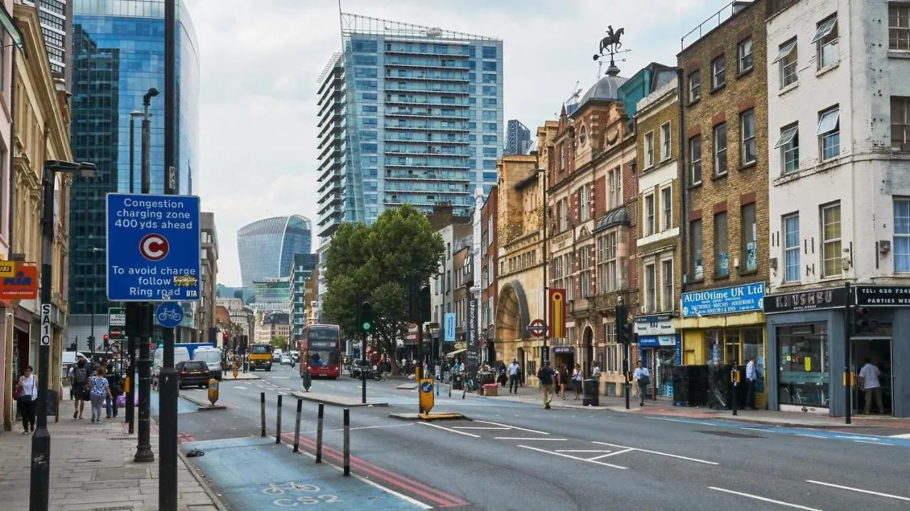 Accommodatie bij particulieren Cosy Room With Smart Tv In Central Londen